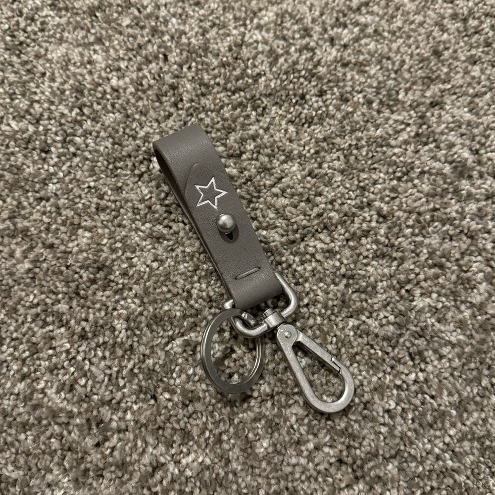 Madewell leather key fob